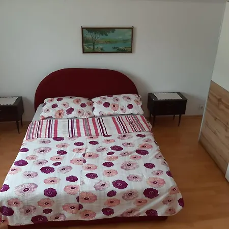 Apartment Ajsa Valbandon